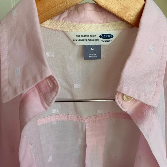 Old Navy The Classic Shirt - Long Sleeve Button Down Light Pink. - Picture 4 of 4